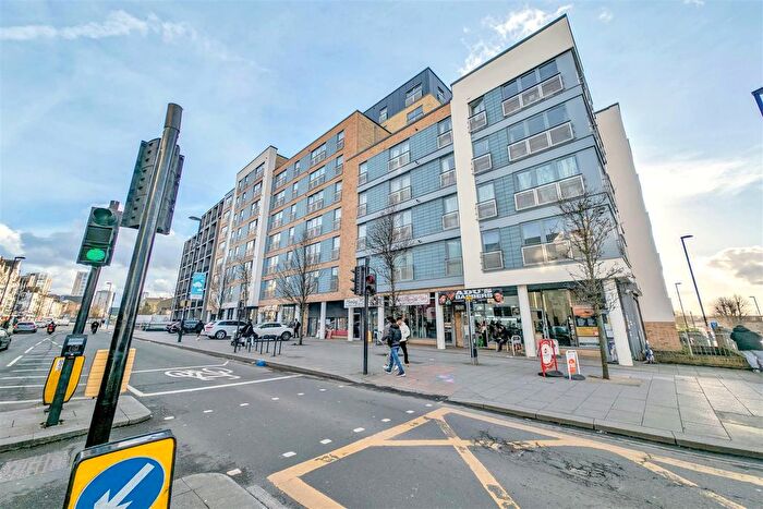 2 Bedroom Flat To Rent In London Road, Croydon, CR0