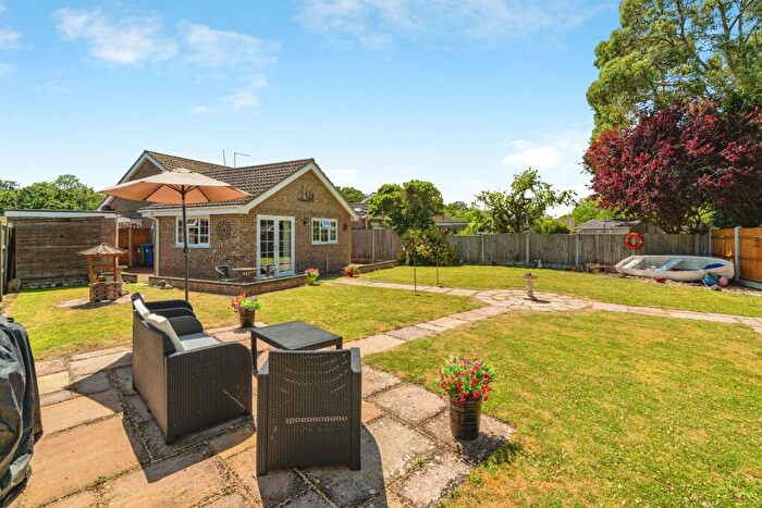 2 Bedroom Bungalow For Sale In Gainsborough Drive, Lowestoft, NR32
