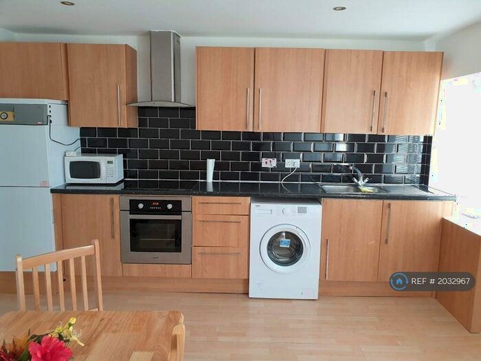 1 Bedroom Bungalow To Rent In Westward Road, London, E4