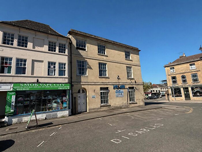 1 Bedroom Flat For Sale In Market Place, Chippenham, SN15