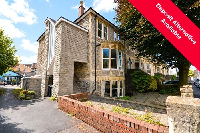 2 Bedroom Apartment To Rent In Rockleaze Avenue, Bristol, BS9