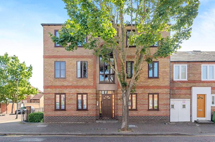 1 Bedroom Flat For Sale In Kingfisher Street, Beckton, London, E6