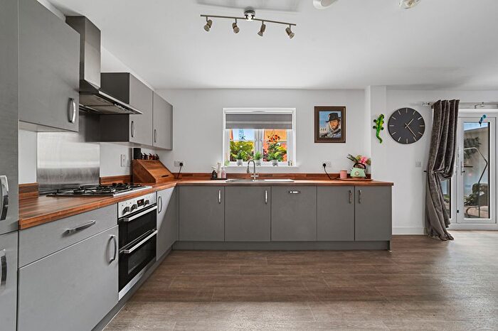 4 Bedroom Detached House For Sale In Oatside, Kirby Cross, Frinton, Essex, CO13