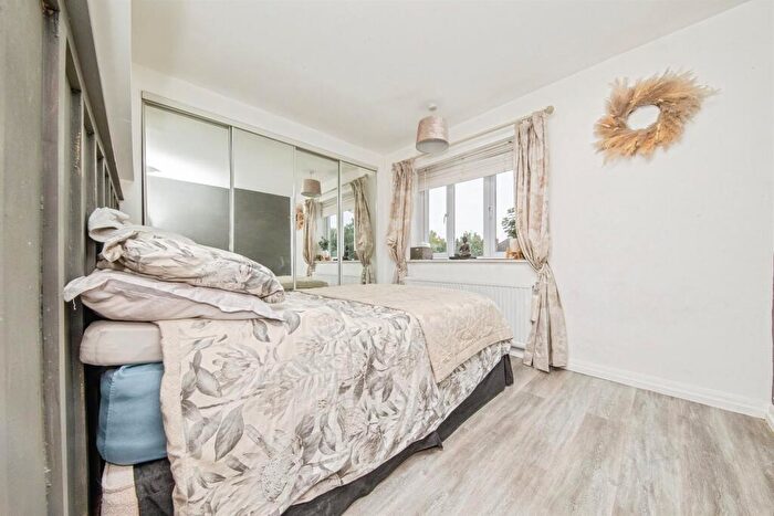 3 Bedroom Semi-Detached House For Sale In Whitton Church Lane, Ipswich, IP1