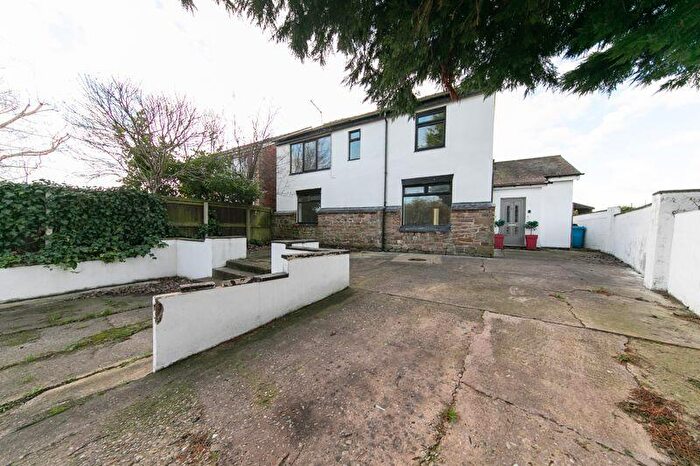 5 Bedroom Semi-Detached House For Sale In No., Chain Lane, Staining, Lancs, FY3