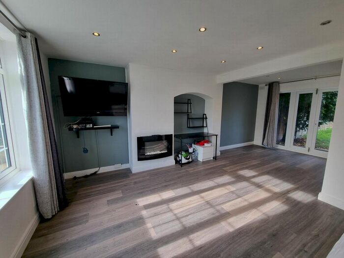 2 Bedroom End Of Terrace House To Rent In Abbots Road, Edgware, HA8