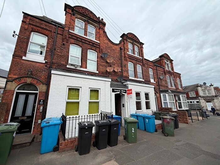 2 Bedroom Flat To Rent In Victoria Road, Retford, DN22