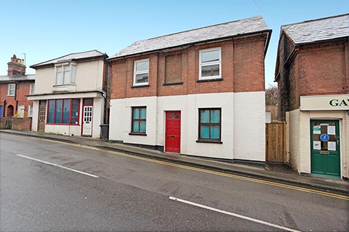 1 Bedroom Flat To Rent In Framfield Road, Uckfield, TN22