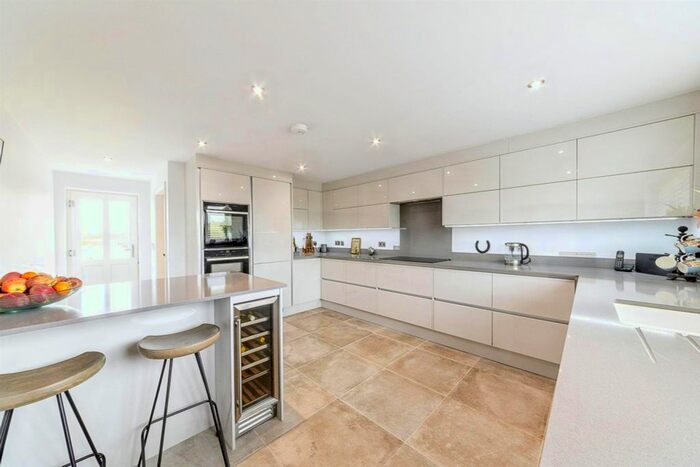 3 Bedroom Detached House For Sale In Brotts Road, Normanton-On-Trent, Newark, NG23