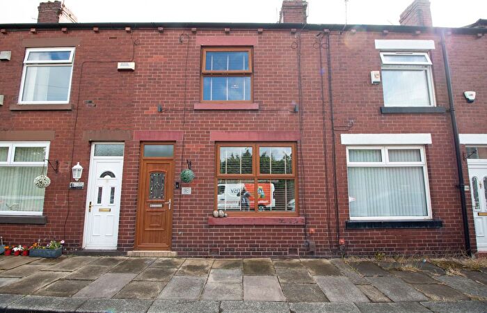 2 Bedroom Terraced House For Sale In Ivy Grove, Kearsley, Bolton, BL4