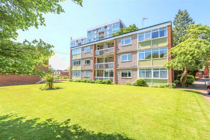 2 Bedroom Apartment To Rent In Kenilworth Court, Cheylesmore, Coventry, CV3