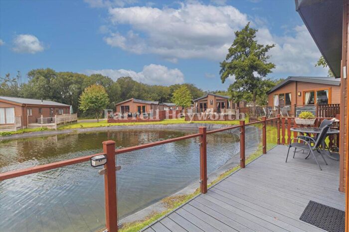 3 Bedroom Property For Sale In Borwick Lane, Dock Acres, Carnforth, LA6