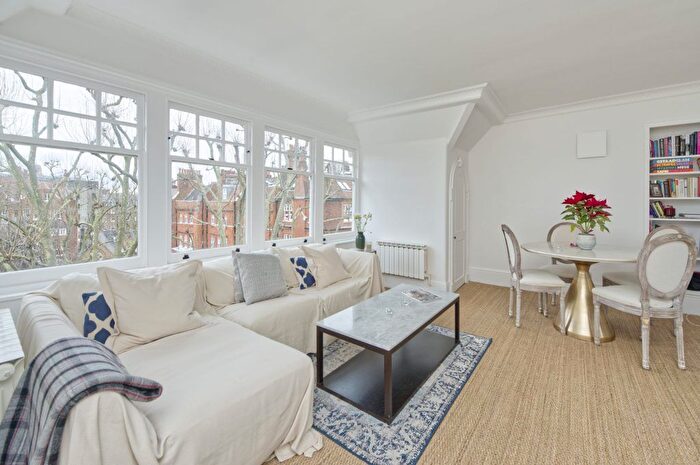 2 Bedroom Flat To Rent In Cadogan Gardens, Knightbridge, SW3