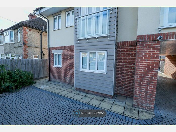 3 Bedroom Flat To Rent In Marston Road, Oxford, OX3