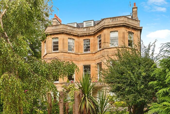 2 Bedroom Property To Rent In Weston, Bath, BA1