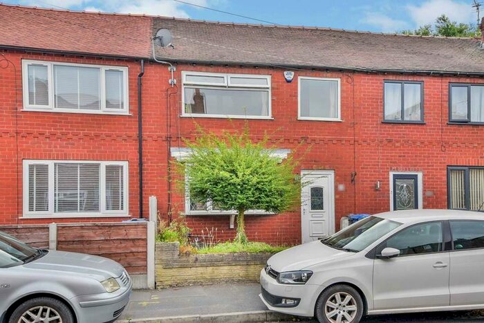 2 Bedroom House To Rent In Queenhill Road, Manchester, Greater Manchester, M22