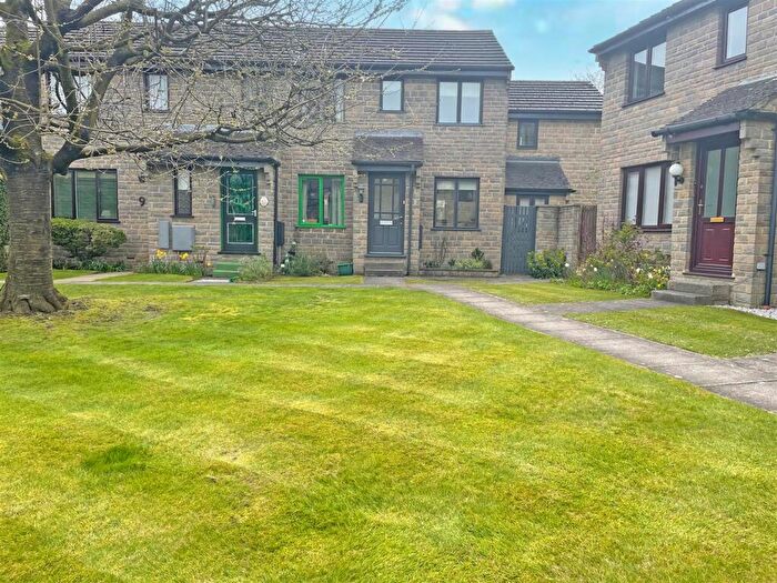2 Bedroom House To Rent In West Cliffe Mews, Harrogate, HG2