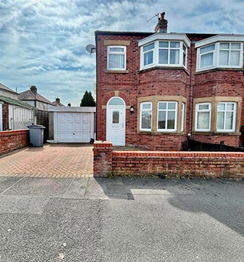 2 Bedroom Semi-Detached House To Rent In Munster Avenue, Blackpool, FY2