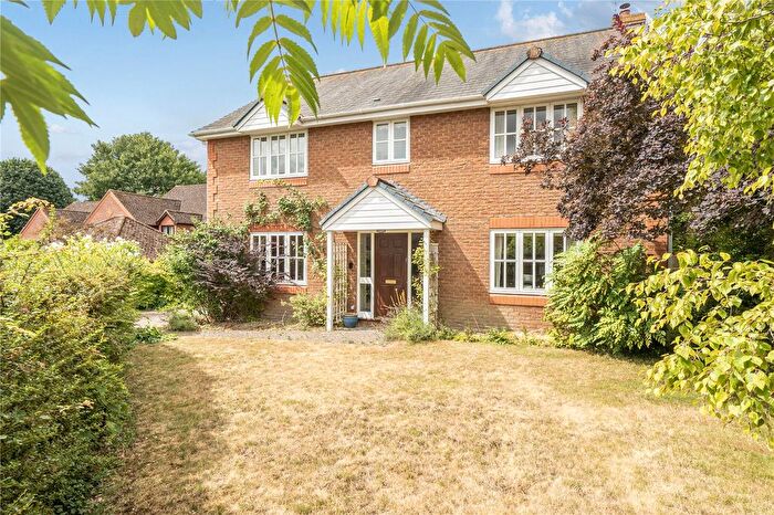 4 Bedroom Country House For Sale In Nutchers Drove, Kings Somborne, Stockbridge, Hampshire, SO20