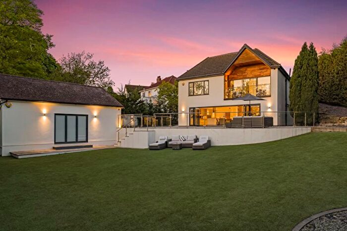 5 Bedroom Detached House For Sale In Hill Crescent, Bexley, DA5