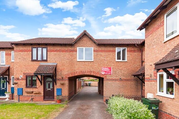 1 Bedroom Maisonette To Rent In Spruce Drive, Bicester, OX26