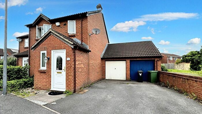 3 Bedroom Property To Rent In Winsbury Way, Bradley Stoke, Bristol, BS32