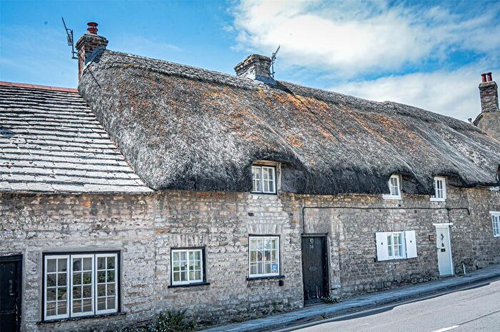 2 Bedroom Terraced House For Sale In Corfe Castle, Wareham, Dorset, BH20