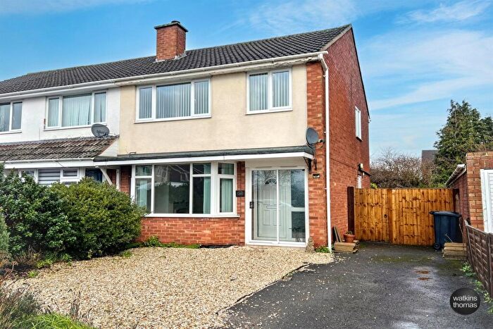 3 Bedroom Semi Detached House For Sale In Glebe Close, Credenhill, Hereford, HR4