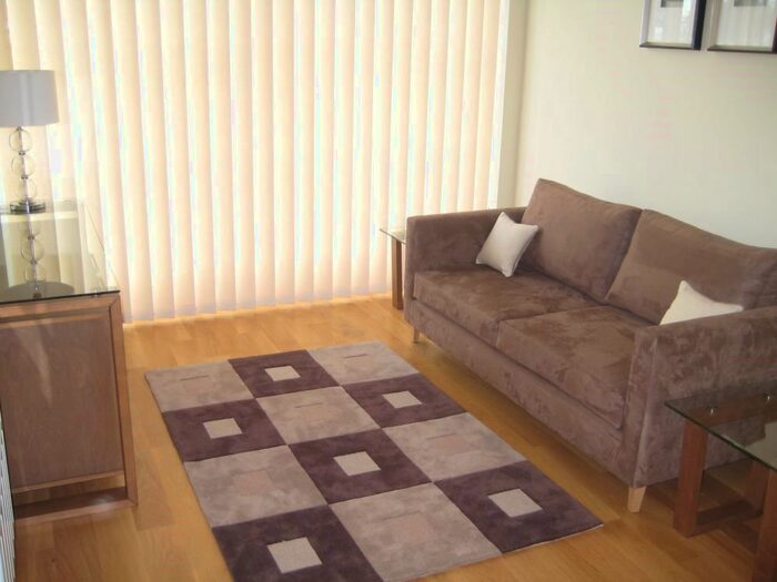 1 Bedroom Flat To Rent In Hayes Road, Sully, Penarth, CF64