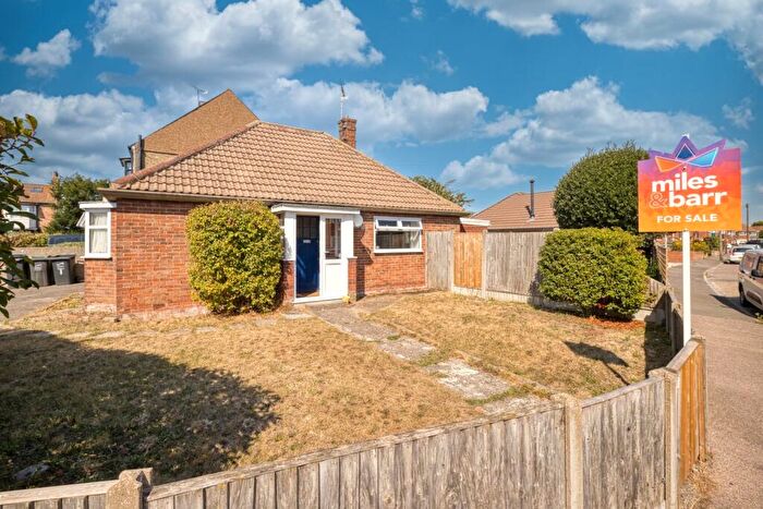 2 Bedroom Bungalow For Sale In Albert Road, Broadstairs, CT10