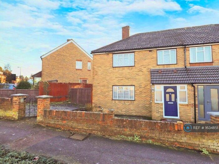 3 Bedroom Semi-Detached House To Rent In Long Elmes, Harrow, HA3