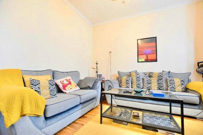 5 Bedroom Terraced House To Rent In Wingate Road, IG1