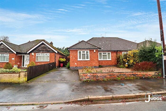 2 Bedroom Semi-Detached Bungalow For Sale In Armson Avenue, Kirby Muxloe, Leicester, LE9