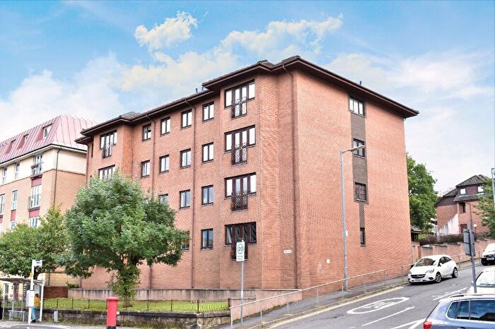 2 Bedroom Flat To Rent In Clarkston Road, Flat, Cathcart, Glasgow, G44