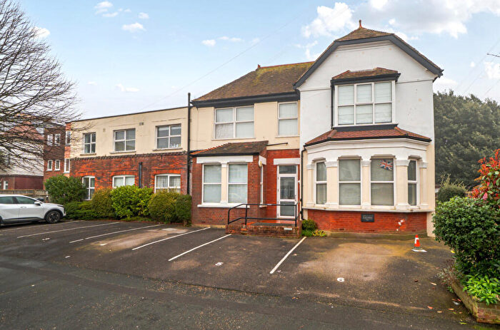 Flat To Rent In Victoria Drive, Bognor Regis, PO21