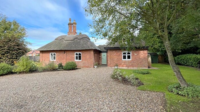 3 Bedroom Cottage For Sale In Threadneedle Street, Bergh Apton, NR15