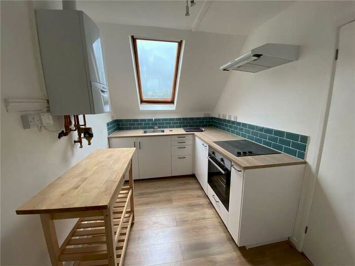 1 Bedroom Apartment To Rent In Barnes Close, Winchester, SO23