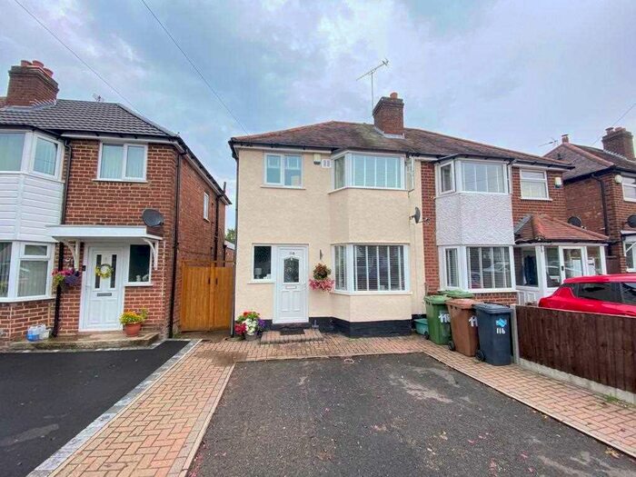 3 Bedroom Semi-Detached House To Rent In Newborough Road, Shirley, Solihull, B90