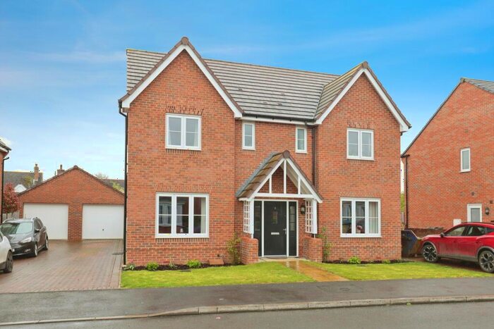 4 Bedroom Detached House For Sale In Barley Fields, Stratford-Upon-Avon, Warwickshire, CV37