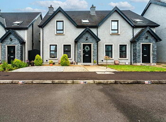 3 Bedroom Semi-Detached House For Sale In Berryhill Gardens, Strabane, BT82