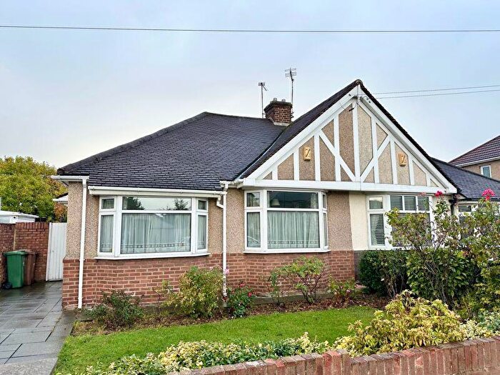 2 Bedroom Semi-Detached Bungalow For Sale In Ambleside Road, Bexleyheath, DA7