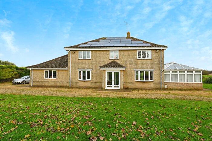 4 Bedroom Detached House For Sale In Eastmoor Road, Eastmoor, King's Lynn, PE33