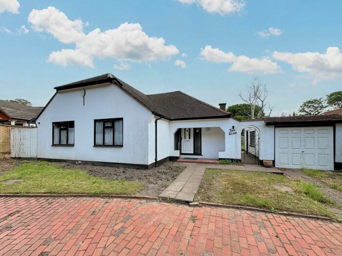 2 Bedroom Detached Bungalow To Rent In Orpington Road, Chislehurst, BR7