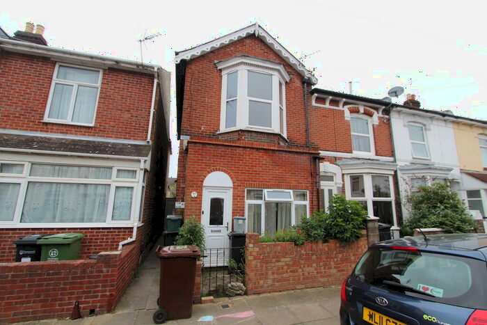 1 Bedroom Apartment To Rent In Emsworth Road, Portsmouth, PO2