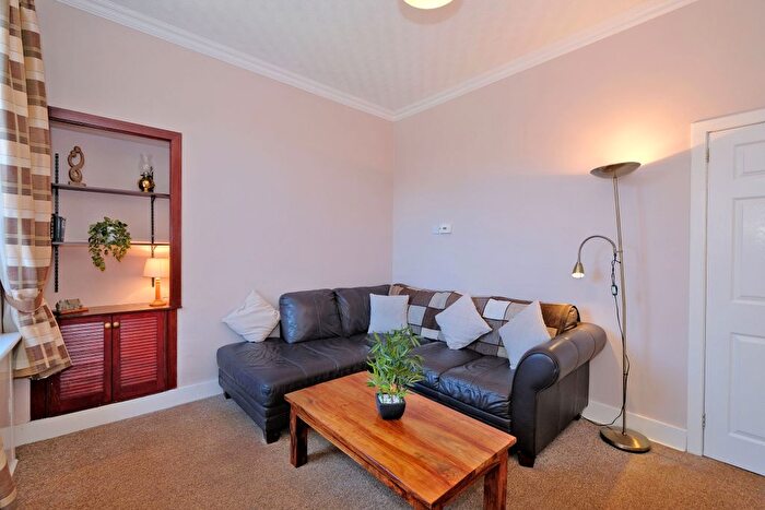 1 Bedroom Flat To Rent In Willowbank Road, Nd Floor Left, Aberdeen, AB11