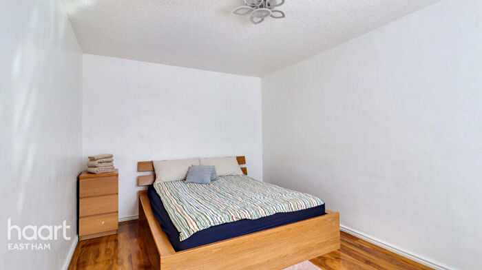 1 Bedroom Flat For Sale In Langdon Road, London, E6