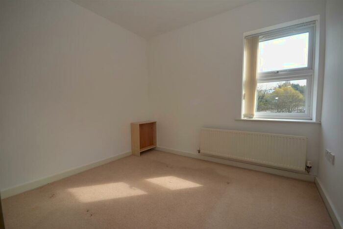 2 Bedroom Apartment To Rent In Drum Close, Allestree, Derby, DE22