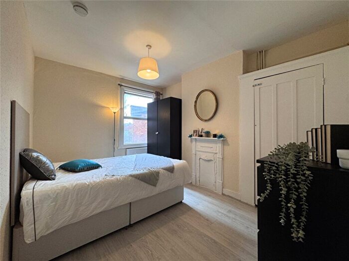 1 Bedroom Property To Rent In Kings Road, Willesden, NW10