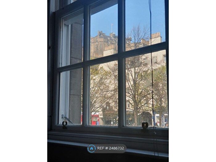 2 Bedroom Flat To Rent In Edinburgh, Edinburgh, EH1