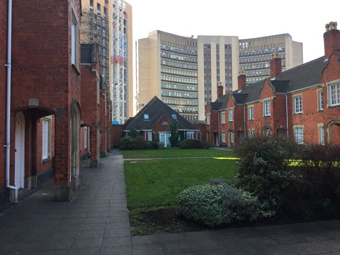 1 Bedroom Flat To Rent In Ladywood Middleway, Birmingham, B16